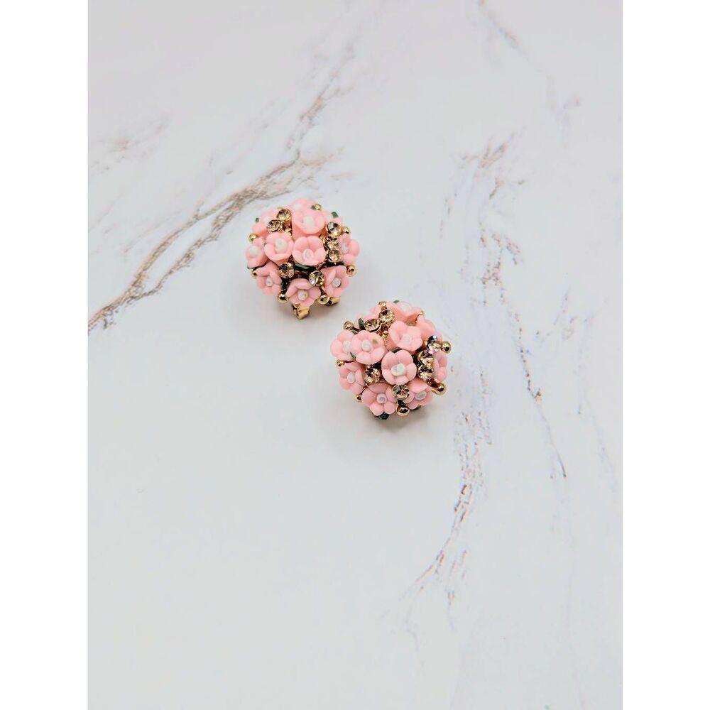 Ladies Pink Flower Pendant Earrings